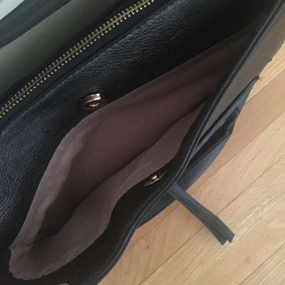 Black Bag. ( Free with Purchase ) - Picture 8 of 11